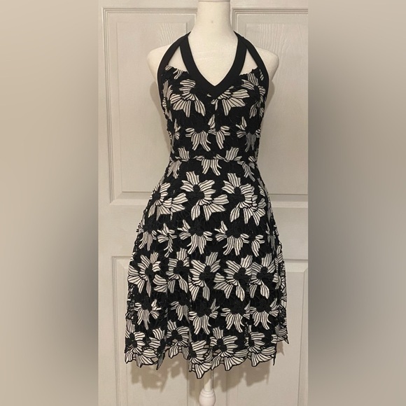 Rachel Roy Women's Floral Lace Fit & Flare Dress. Size 0. NWOT - Picture 4 of 10